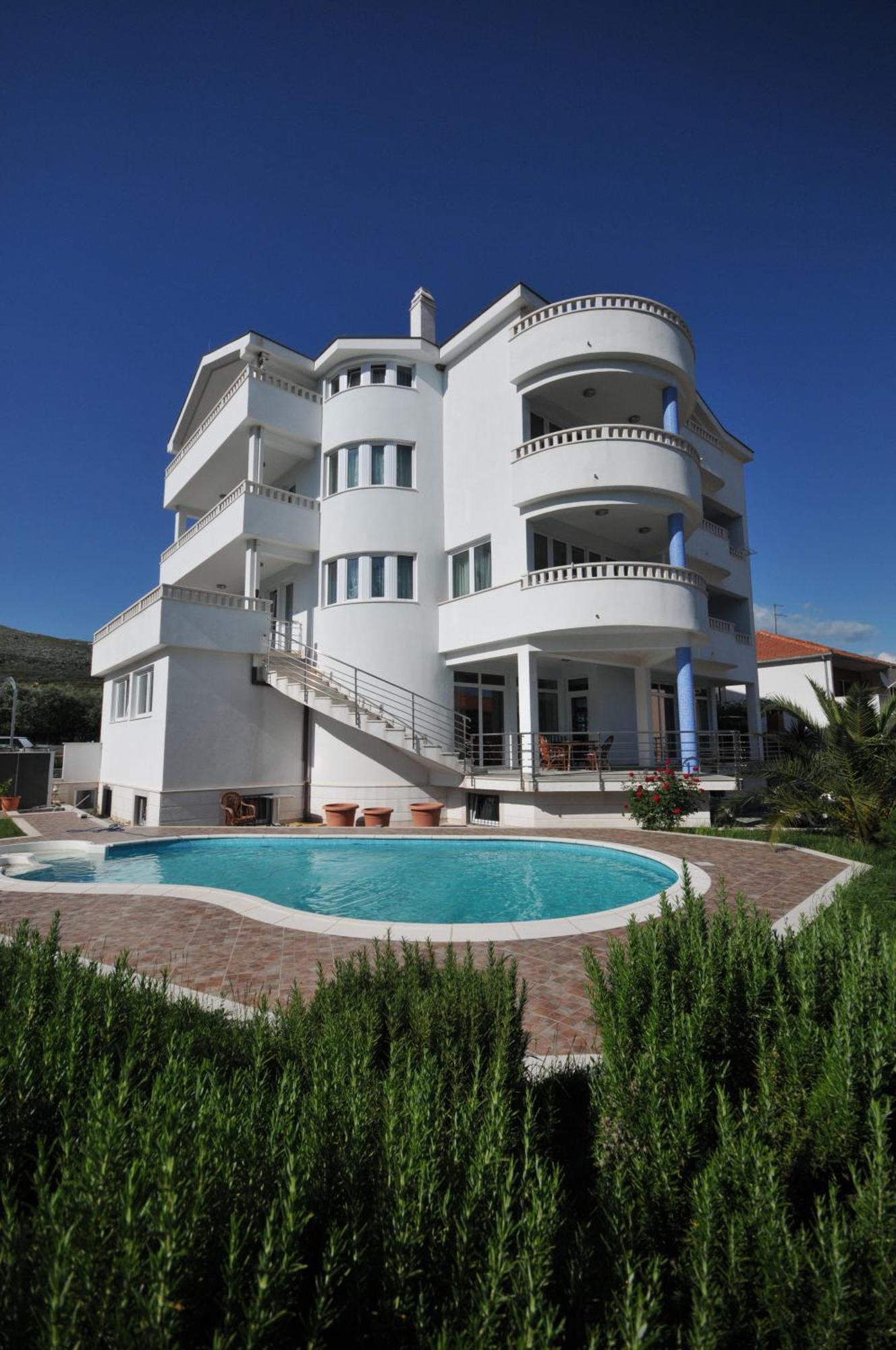 Apartments Villa Lida Трогир Экстерьер фото