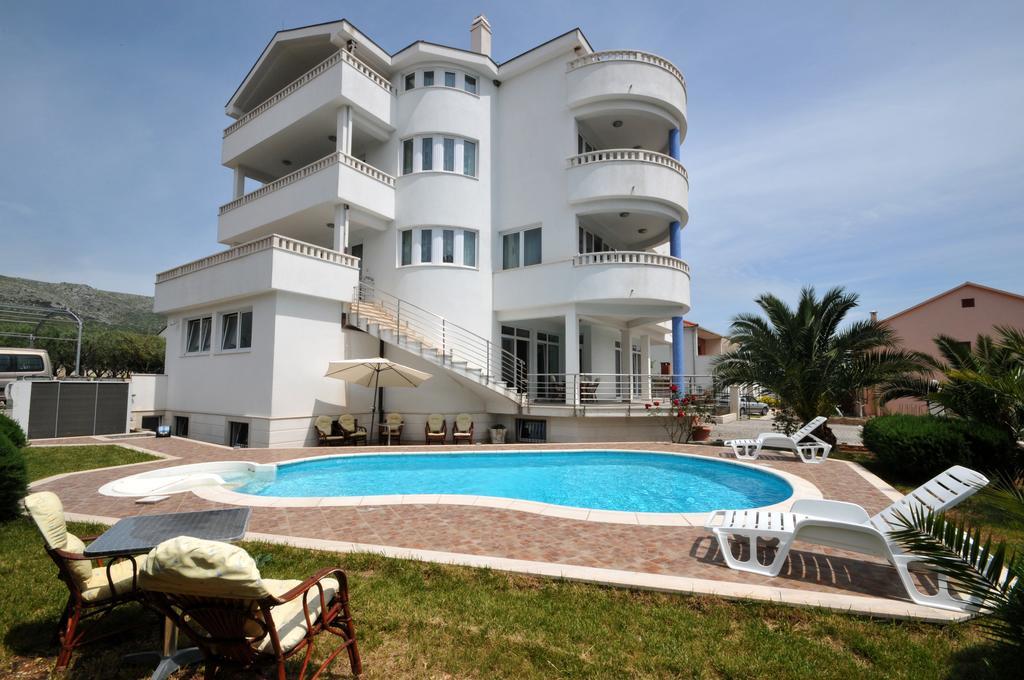 Apartments Villa Lida Трогир Экстерьер фото
