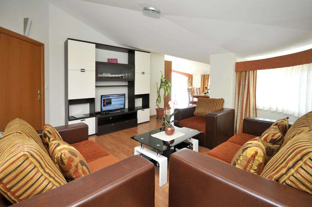 Apartments Villa Lida Трогир Экстерьер фото